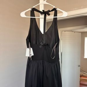 David’s Bridal black elegant fancy short dress with bows